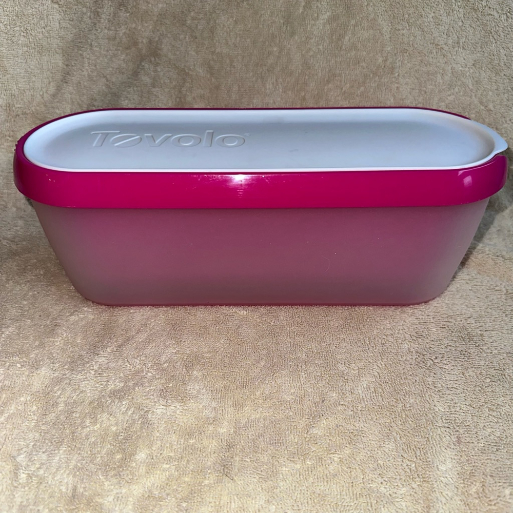 EUC Tovolo Glide-A-Scoop Non-Slip Insulated Ice Cream Tub 1.5qt Raspberry Tart